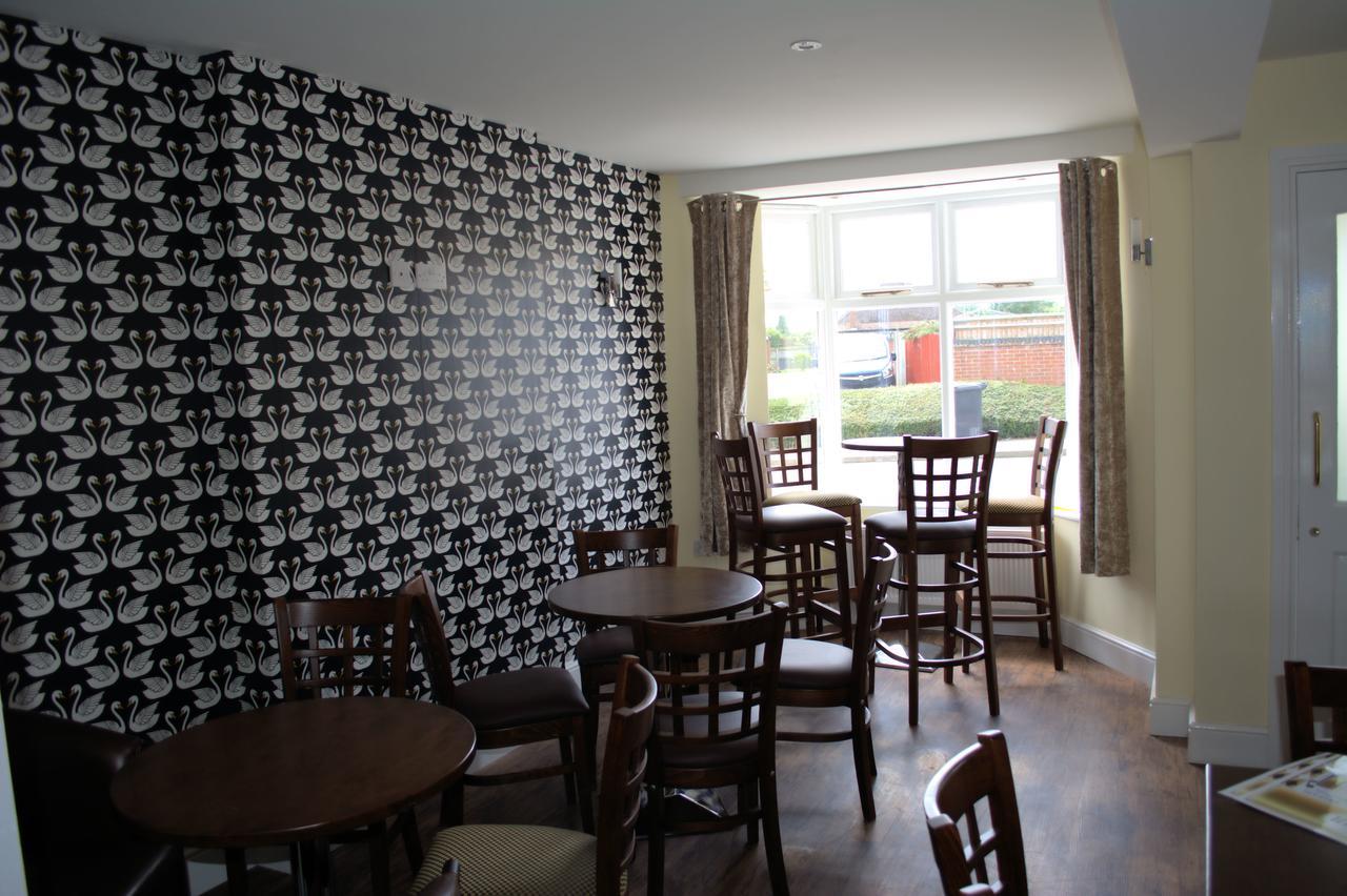 The Swan @Old Stratford Hotel Milton Keynes Eksteriør billede